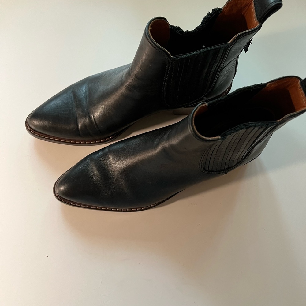 Coach Bowery Chelsea Boots Black Leather, Size 6,5 - Picture 5 of 5